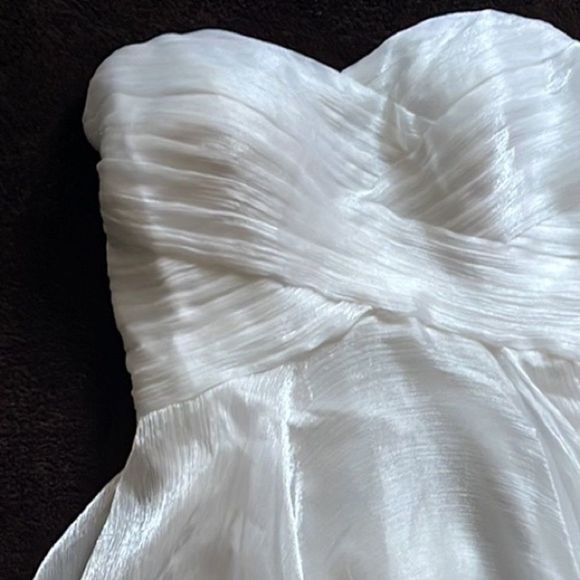 La Femme Dresses & Skirts - WOMEN'S La Femme Metallic Organza Gown Size 12 NWT